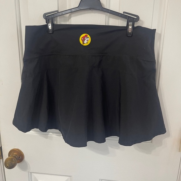 Buc-ee's Beaver Stretch Black Skort XL Tennis Pickleball Skirt With Shorts - Picture 2 of 5